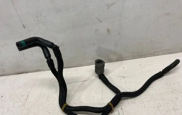 Opel Grandland X Engine coolant pipe/hose 9802077180