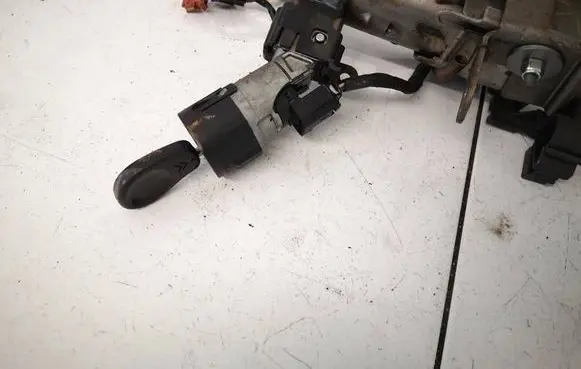 Citroen C5 Ignition lock 9663123280