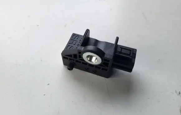 Honda CR-V Airbag deployment crash/impact sensor