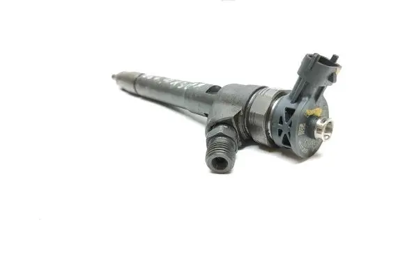 Fuel injector