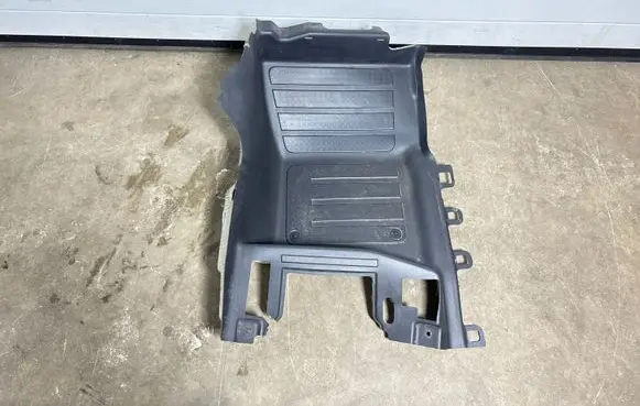 Land Rover Defender Front floor carpet liner L8B2130C30BF