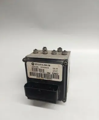 Volkswagen PASSAT B6 ABS Pump 3C0614095M