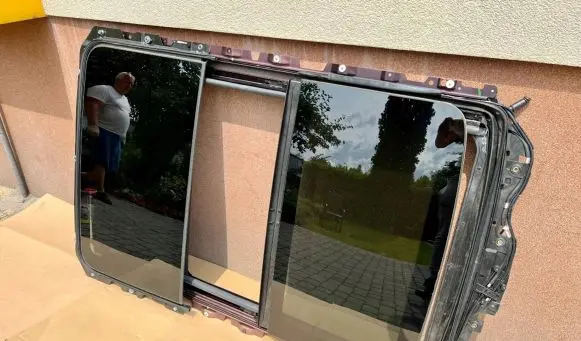 BMW X3 F25 Sunroof glass f25panorama
