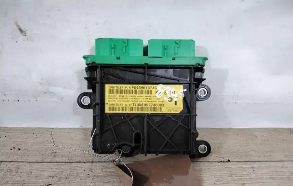 Dodge Nitro Airbag deployment crash/impact sensor P04896137AG