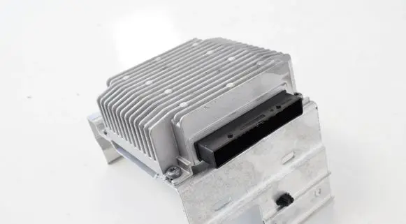 Tesla Model X Sound amplifier 100483310