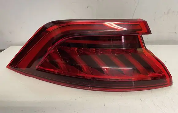 Audi Q8 Rear/tail lights 4M8945069