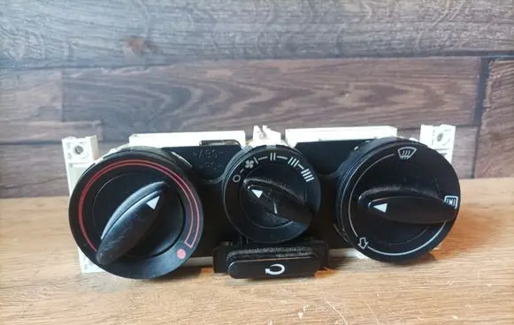 Audi A3 S3 8L Climate control unit