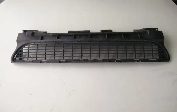 Mercedes-Benz A W169 Front bumper lower grill A1698850023