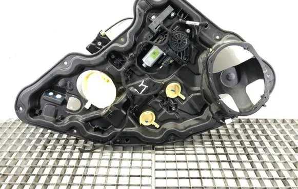 Jeep Cherokee Rear door window regulator with motor 150518931402103