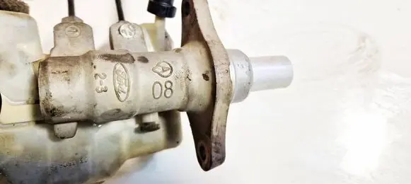 Ford Fusion Master brake cylinder