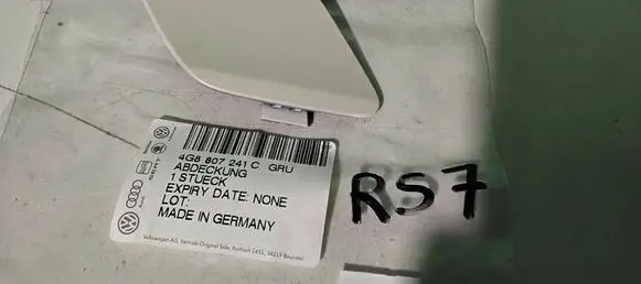 Audi RS7 C7 Front tow hook cap/cover 4G8807241C