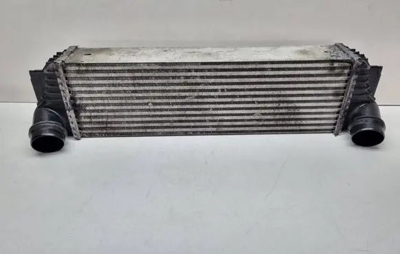 BMW 5 F10 F11 Intercooler radiator 7812016 17517812016