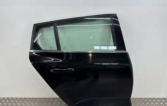 Renault Megane IV Rear door 