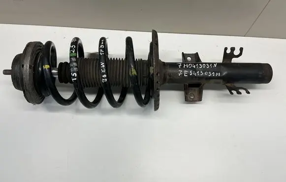Volkswagen Transporter - Caravelle T5 Front shock absorber/damper 7H0413031N 7E5413031H