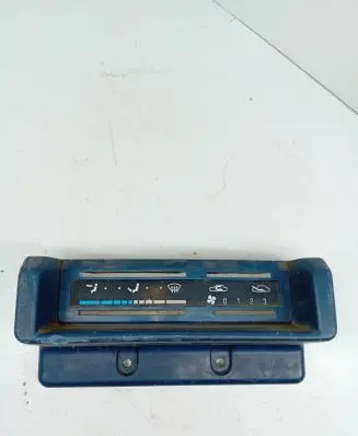 Nissan Patrol 160 Climate control/heater control trim 