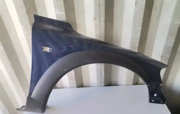 Volvo XC70 Fender