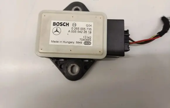 Mercedes-Benz E W212 ESP acceleration yaw rate sensor A0055422618
