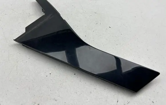 Volvo V40 Rear door glass trim molding 31391187