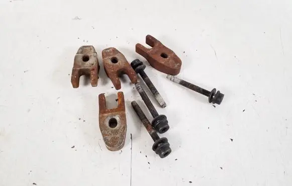Volvo V60 Fuel Injector clamp holder