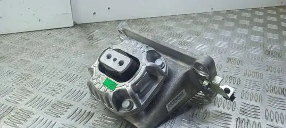 Maserati Ghibli Gearbox mount 06701549720