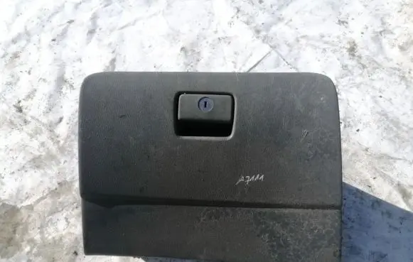 Toyota Avensis Verso Glove box 5555044030 55550-44030