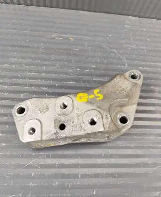 Audi Q3 F3 Gearbox mounting bracket 1K0199117