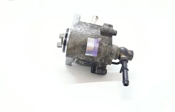Toyota Avensis T220 Vacuum pump 2930027020 0810002740