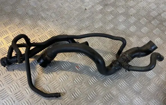 Skoda Octavia Mk2 (1Z) Engine coolant pipe/hose 1K0122101CK 1K0122157B 1K0121096AQ