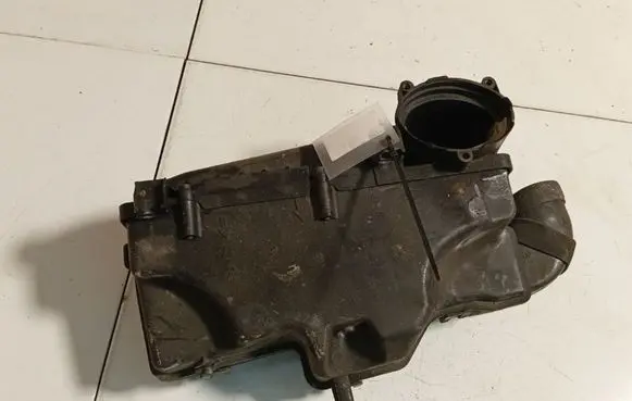Citroen C4 Grand Picasso Air filter box 9663365980