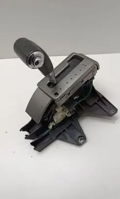 Nissan Navara D40 Gear shifter/selector 