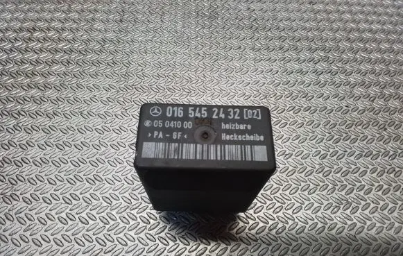 Coolant fan relay