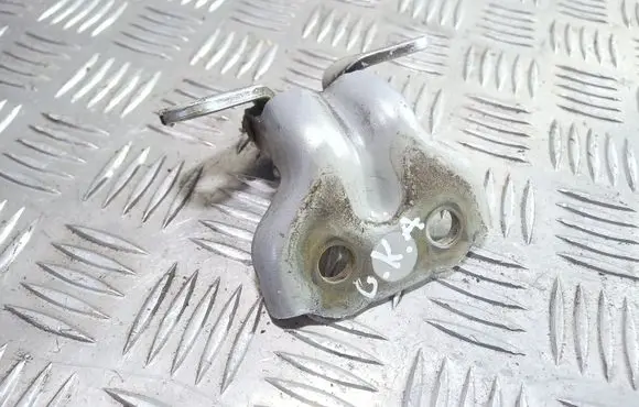 KIA Sorento Rear door lower hinge
