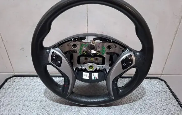 Hyundai i30 Steering wheel