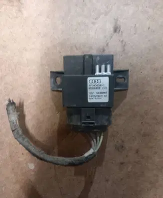 Seat Exeo (3R) Fuel injection pump control unit/module 4F0906093L 4F0906093