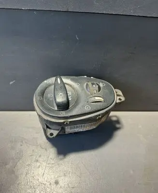 Ford Focus Light switch 498610