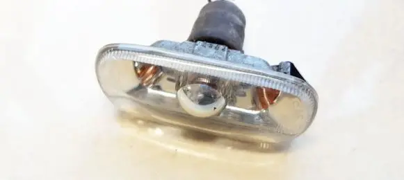 Audi A4 S4 B6 8E 8H Front fender indicator light 8E0949127 USE