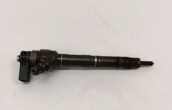Audi A5 Sportback 8TA Fuel injector 03L130277J