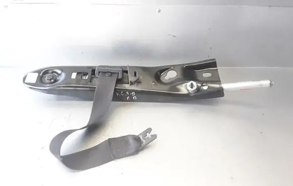 Volvo XC90 Front seatbelt