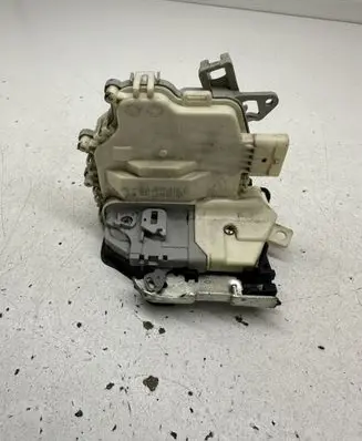 Audi A5 8T 8F Front door lock 8J1837016C