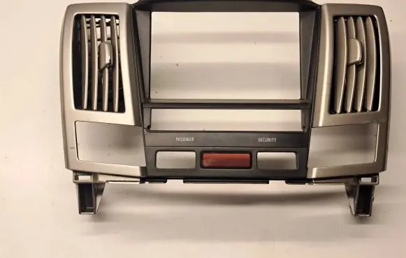 Lexus RX 330 - 350 - 400H Dash center air vent grill 5541248100