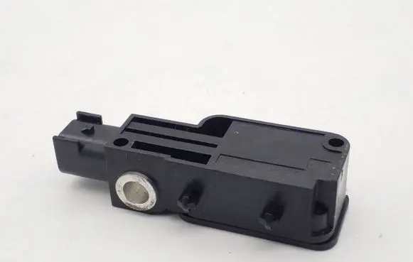 Ford Mondeo Mk III Airbag deployment crash/impact sensor 1S7T14B342AE 32S304100428