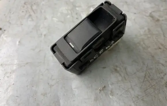 Jeep Grand Cherokee (WK) Electric window control switch 04602787AA
