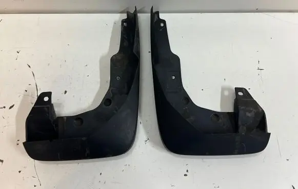 Honda CR-V Front mudguard 75800SWWE000 75810SWWE000