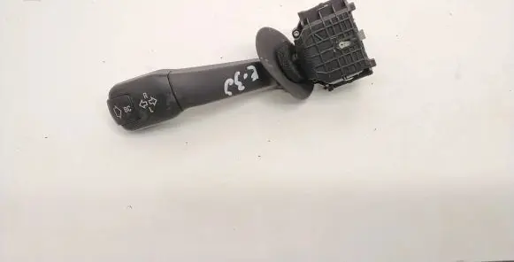 BMW 5 E39 Indicator stalk 8352172 01100410