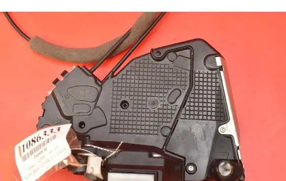 Lexus UX Front door lock 