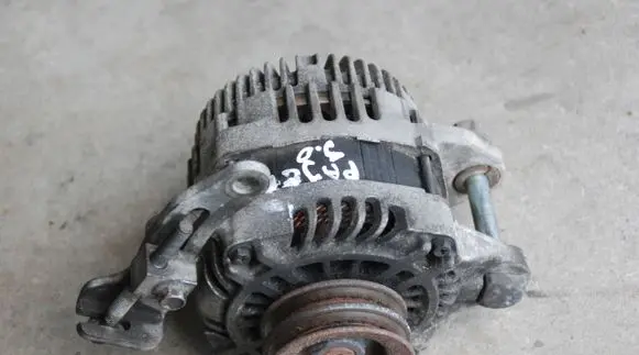 Mitsubishi Pajero Generator/alternator 1800A115