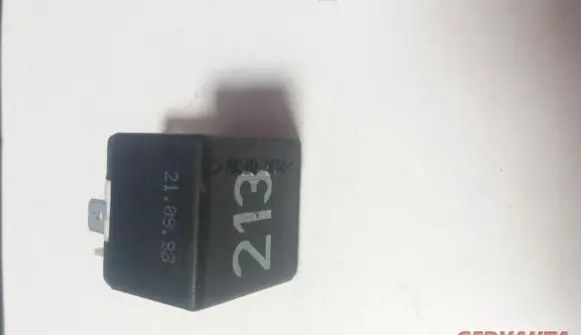 Audi A6 S6 C5 4B Other relay 443951253J