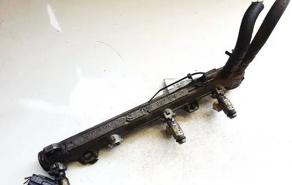 Volkswagen Golf IV Fuel main line pipe 036133319 036031t