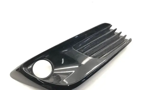 Toyota Auris E180 Front fog light trim/grill 8148202570