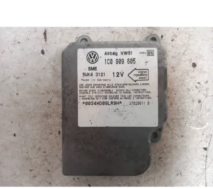 Volkswagen PASSAT B5 Airbag control unit/module 1C0909605 5WK43121 37020611B
